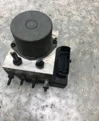 Hyundai i20 (PB PBT) ABS Pump 589101J220 1J58930700