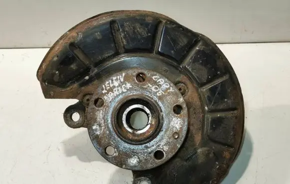 Volkswagen Caddy Front wheel hub