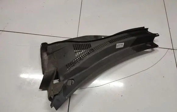 Wiper trim