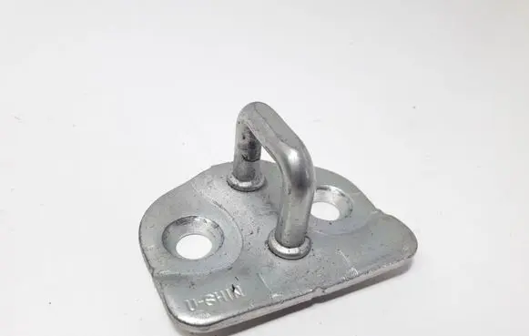 Suzuki SX4 Front door lock loop/hook striker 