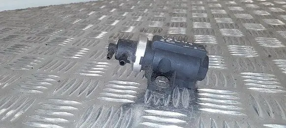 Volvo S80 Turbo solenoid valve 1h0906622