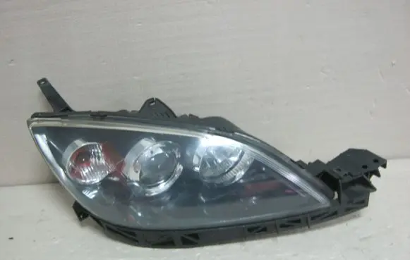 Mazda 3 I Headlight/headlamp