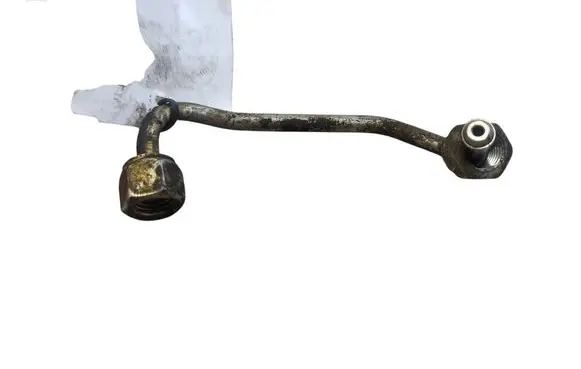 Land Rover Discovery 3 - LR3 Fuel injector supply line/pipe 