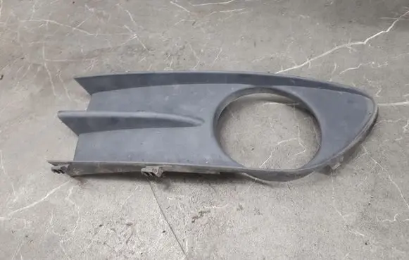 Renault Laguna II Front bumper lower grill g000009745