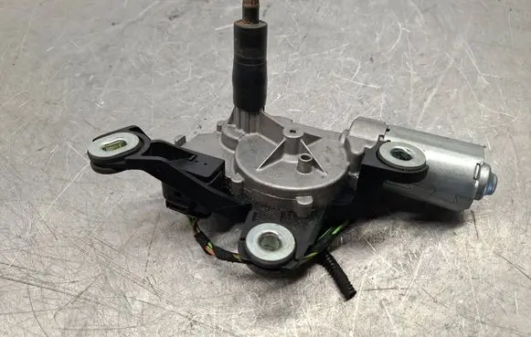 Volkswagen Touran I Rear window wiper motor 1T0955711C 0390201598