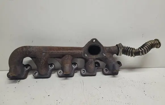 Volvo V70 Exhaust manifold 