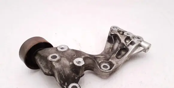 Dodge Nitro Generator/alternator bracket 90513137F