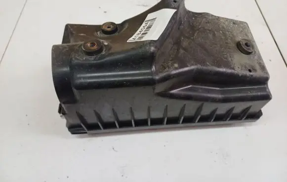 Air filter box