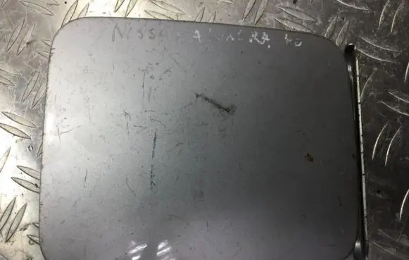 Nissan Almera Fuel tank cap