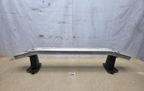 Lexus IS 220D-250-350 Front axle beam 