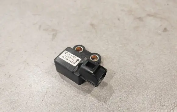 Hyundai Santa Fe Airbag deployment crash/impact sensor 95640M3110 X2T25271