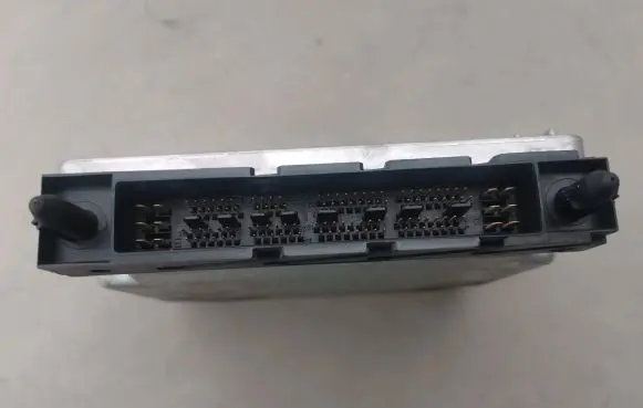 Volvo S80 Engine control unit/module MB0797008831 0000039723 4F0862471A