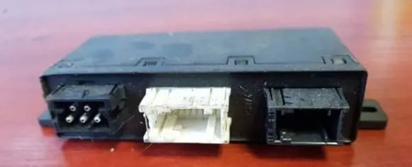 BMW 5 E39 Door control unit/module 6904254