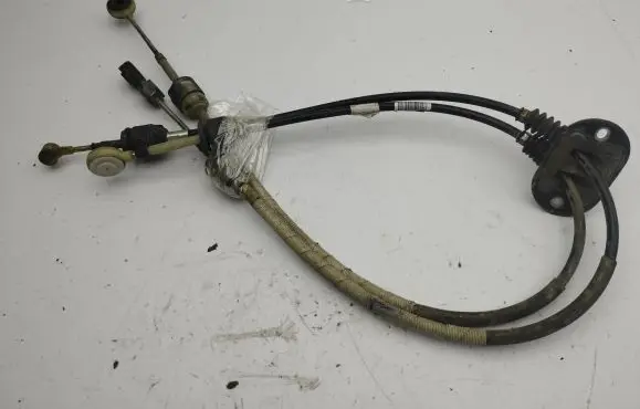 Ford C-MAX II Gear shift cable linkage
