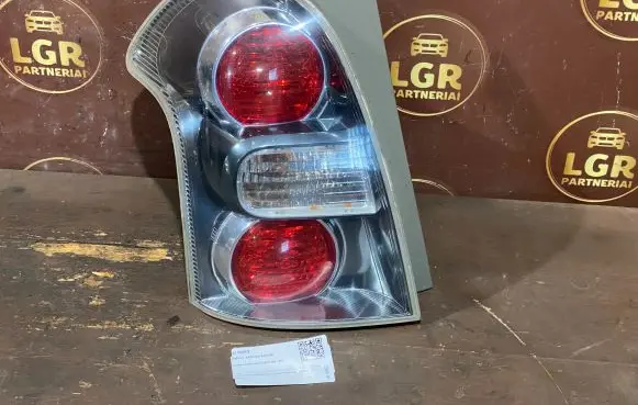 Toyota Corolla Verso AR10 Rear/tail lights 815600F08000