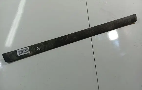 Toyota Avensis Verso Rear sill trim cover 6791644040