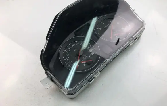Volvo V50 Speedometer (instrument cluster) 31296228