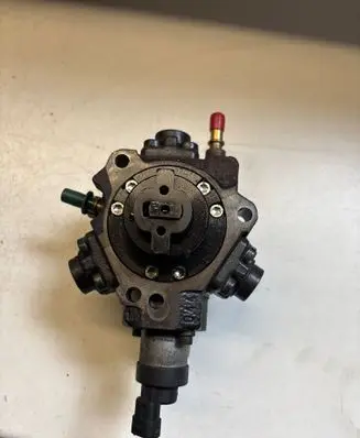Peugeot 407 Fuel injection high pressure pump 9660352980 0445010139