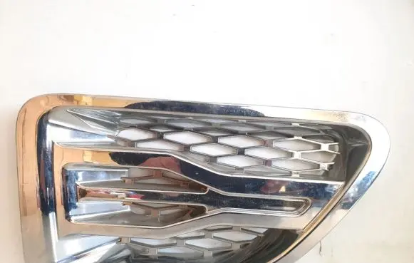 Land Rover Range Rover Sport L320 Front arch trim RA32-RO01-P08