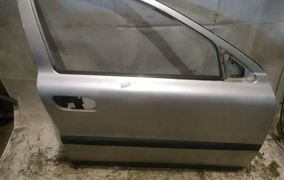 Volvo S60 Front door PILKOS