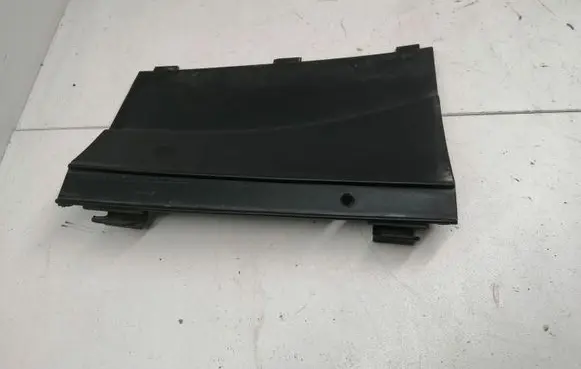 Toyota Avensis T250 Wiper trim 5570905090 5578305010 4646