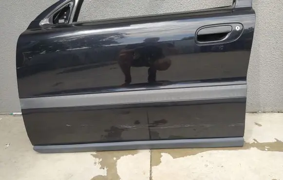 Volvo S60 Front door