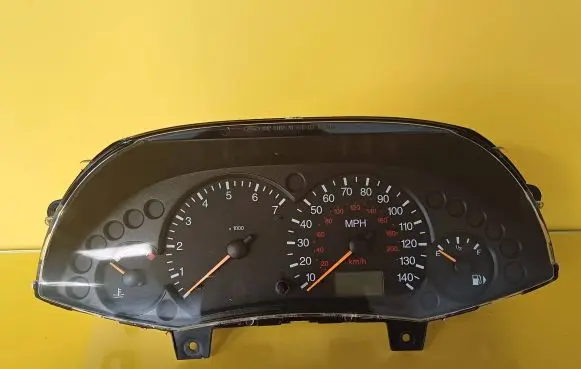 Ford Focus Speedometer (instrument cluster) 98AB10849DF