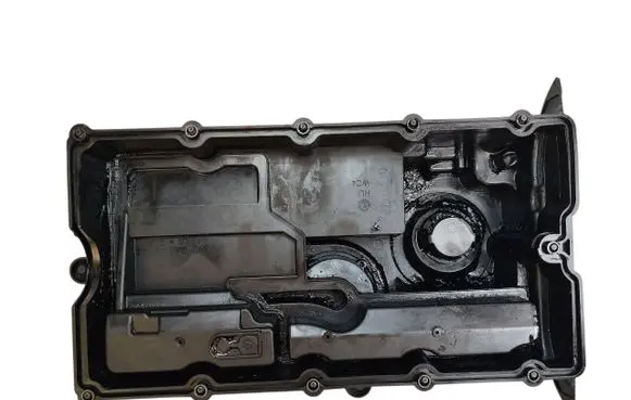 Volkswagen PASSAT Rocker cam cover 03G103469