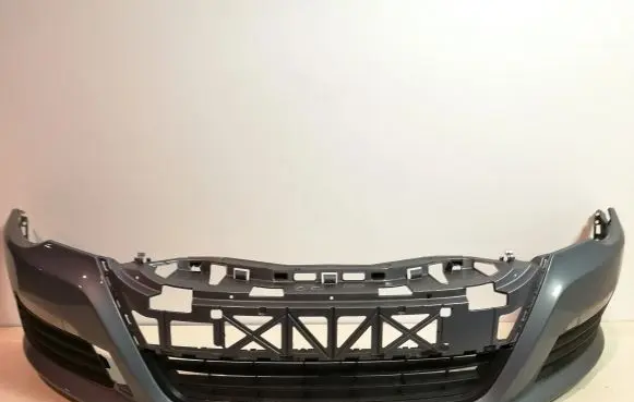 Volkswagen PASSAT CC Front bumper