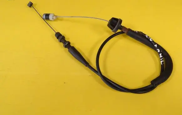 Suzuki Jimny Throttle cable 