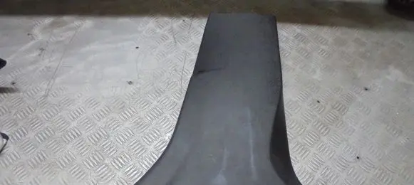(B) pillar trim (bottom)