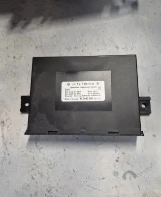 Mercedes-Benz E W212 Comfort/convenience module A2129003806 A2129011000 A2129011702