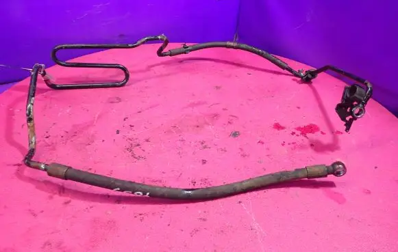 Volkswagen Golf IV Power steering hose/pipe/line