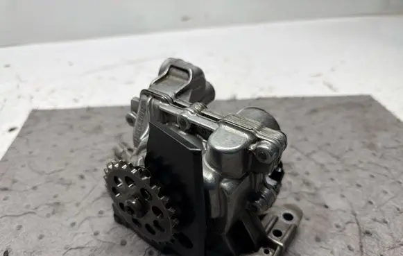 Volvo V60 Oil pump 31401488