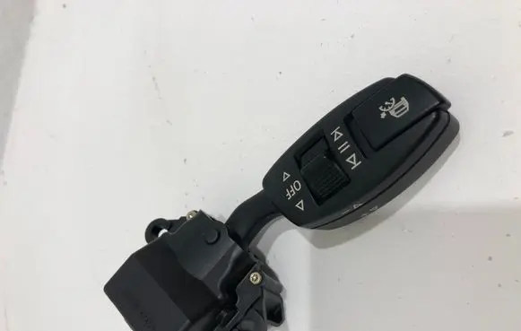 BMW 5 E60 E61 Indicator stalk 6924103B 01306110