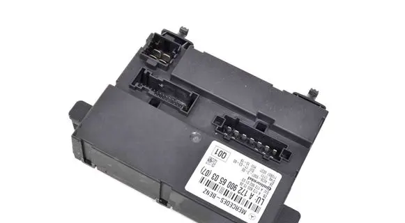 Mercedes-Benz SLK R172 Convertible roof control unit A1729006503