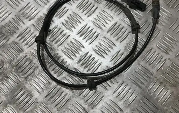 Nissan Micra ABS brake wheel speed sensor 47910ax610 47910-ax610