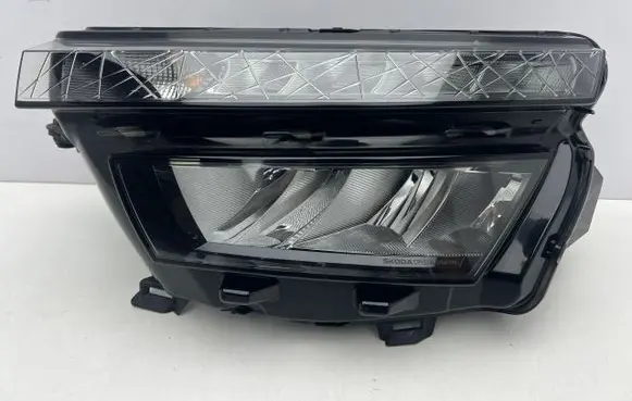 Skoda Kamiq Headlight/headlamp 658941015
