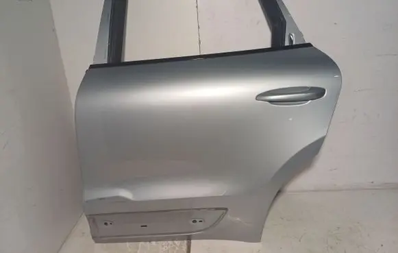 Porsche Macan (95B) Rear door 95B83311A