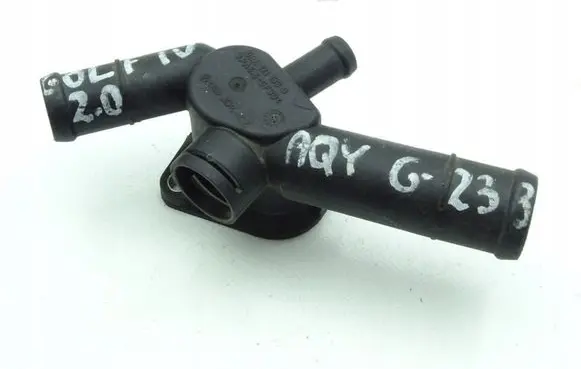 Volkswagen Golf IV Engine coolant pipe/hose 06A121133D
