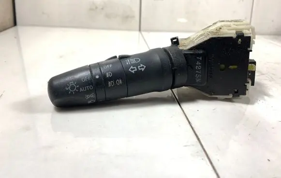 Nissan X-Trail T31 Indicator stalk 14425