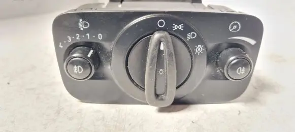 Ford Mondeo MK IV Light switch 8g9t13a024ca