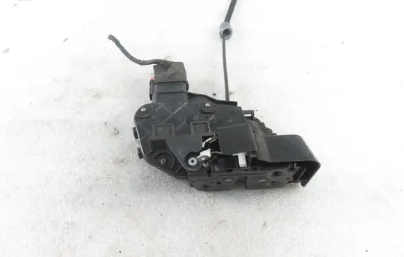 Volvo S40 Rear door lock 30753668
