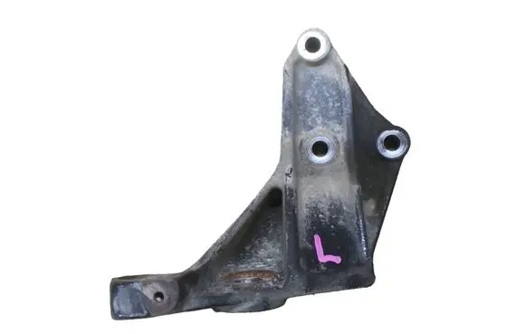 Iveco Daily 5th gen Engine mounting bracket 5801260395