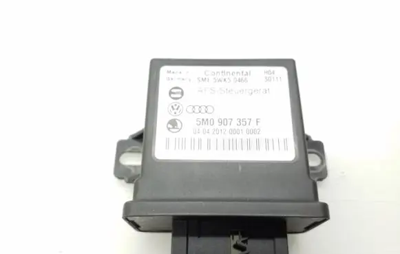 Volkswagen PASSAT B7 Xenon control unit/module 5M0907357F