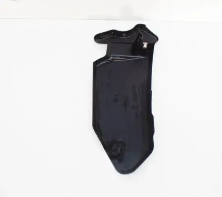 BMW 6 G32 Gran Turismo Fuse box cover 8578818