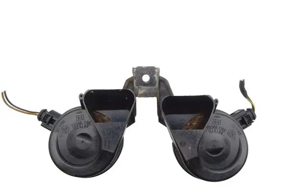 Audi TT TTS Mk2 Horn signal 8J0951223A