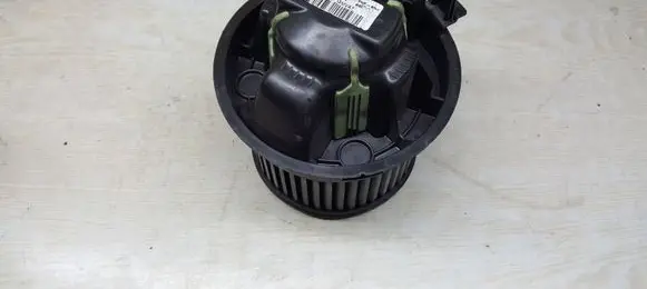 Peugeot 207 CC Heater fan/blower N102992G