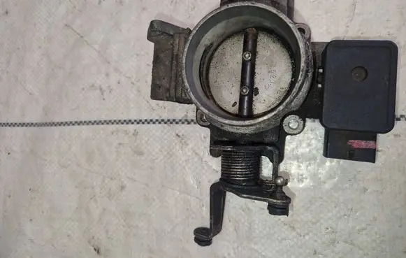 Jeep Cherokee XJ Throttle valve 53030846
