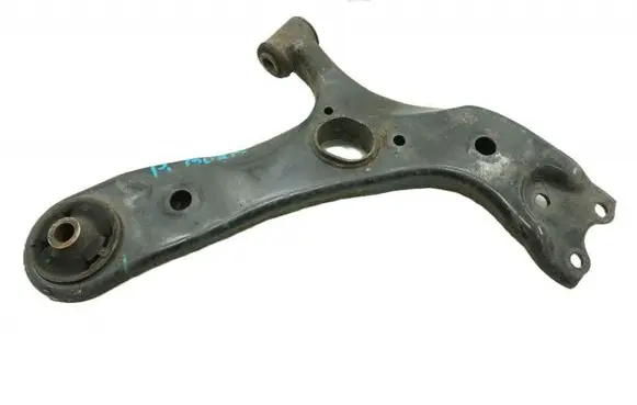 Toyota Auris E180 Front control arm 